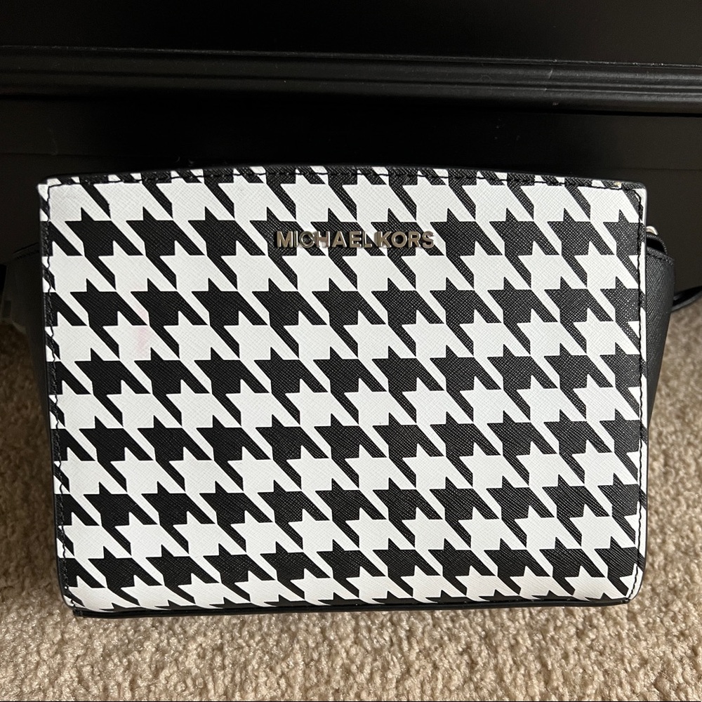 Michael Kors Crossbody Purse
